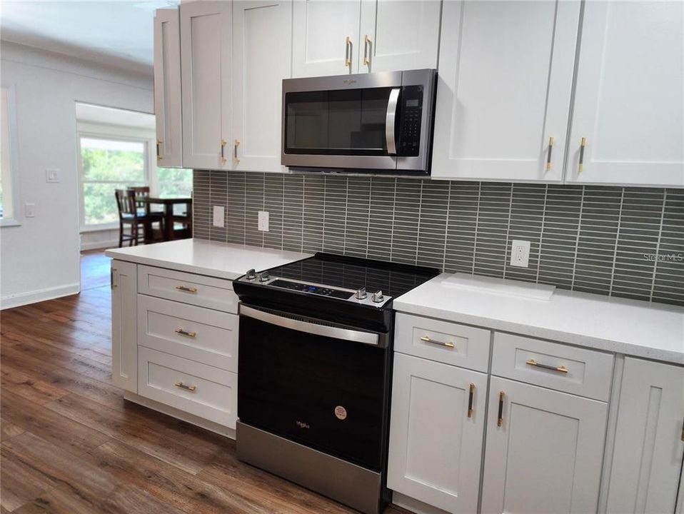 En Venta: $379,900 (2 camas, 2 baños, 1336 Pies cuadrados)