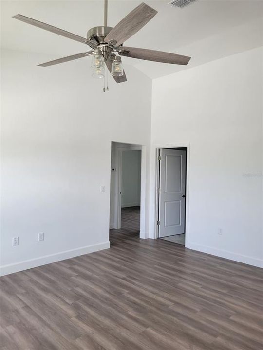 En Venta: $515,000 (12 camas, 0 baños, 2640 Pies cuadrados)