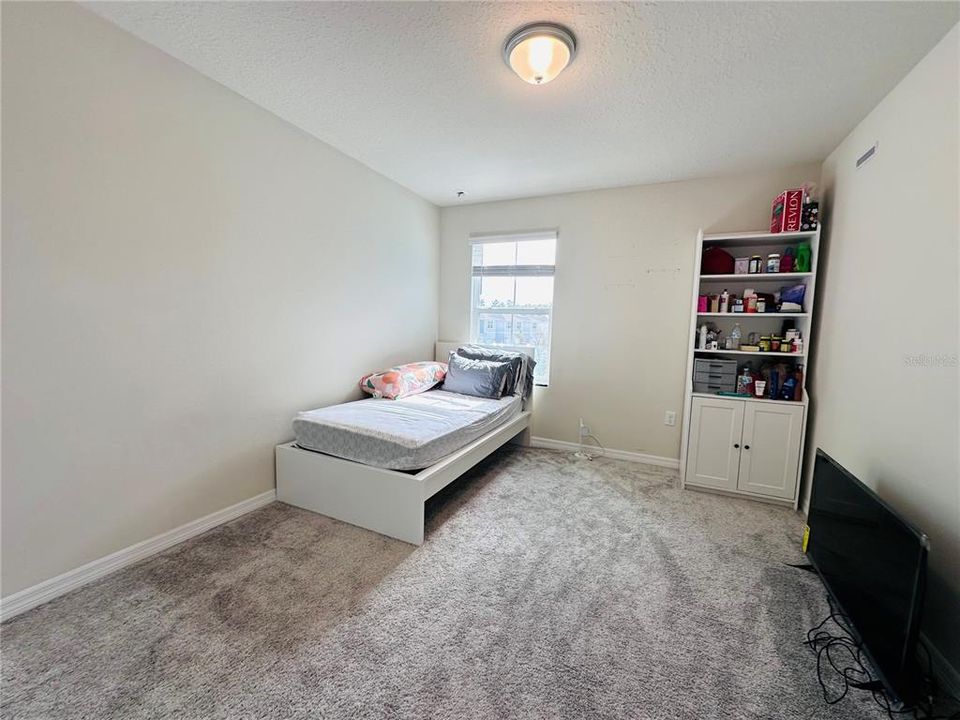 For Sale: $365,900 (3 beds, 2 baths, 1683 Square Feet)