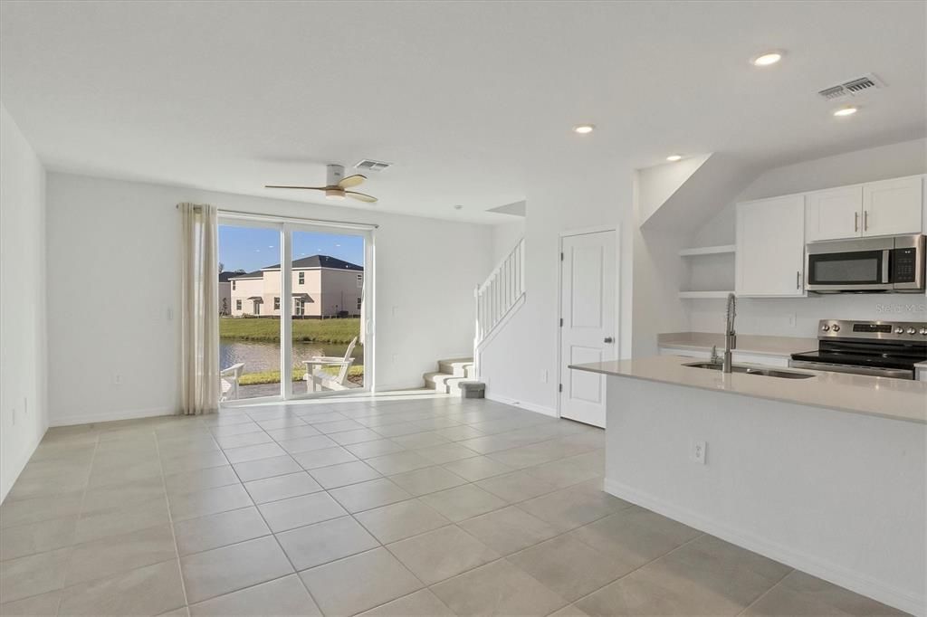 For Rent: $2,250 (3 beds, 2 baths, 1352 Square Feet)