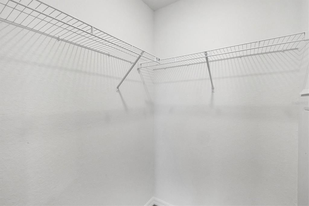 For Rent: $2,250 (3 beds, 2 baths, 1352 Square Feet)