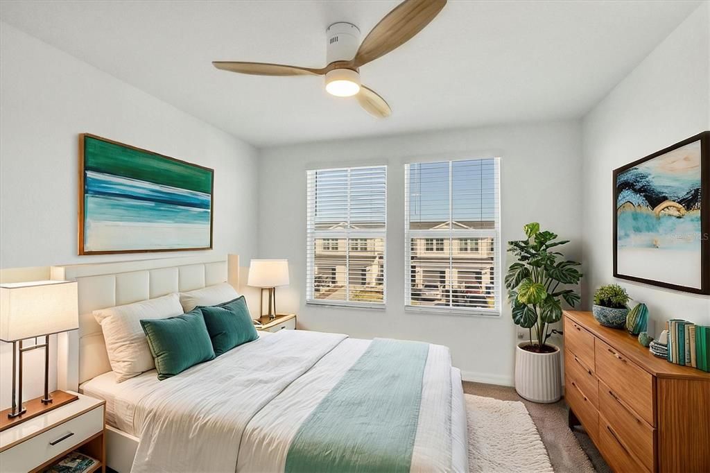 For Rent: $2,250 (3 beds, 2 baths, 1352 Square Feet)