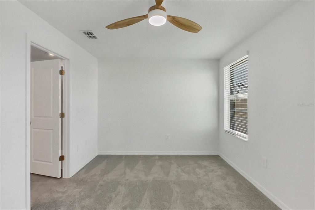 For Rent: $2,250 (3 beds, 2 baths, 1352 Square Feet)