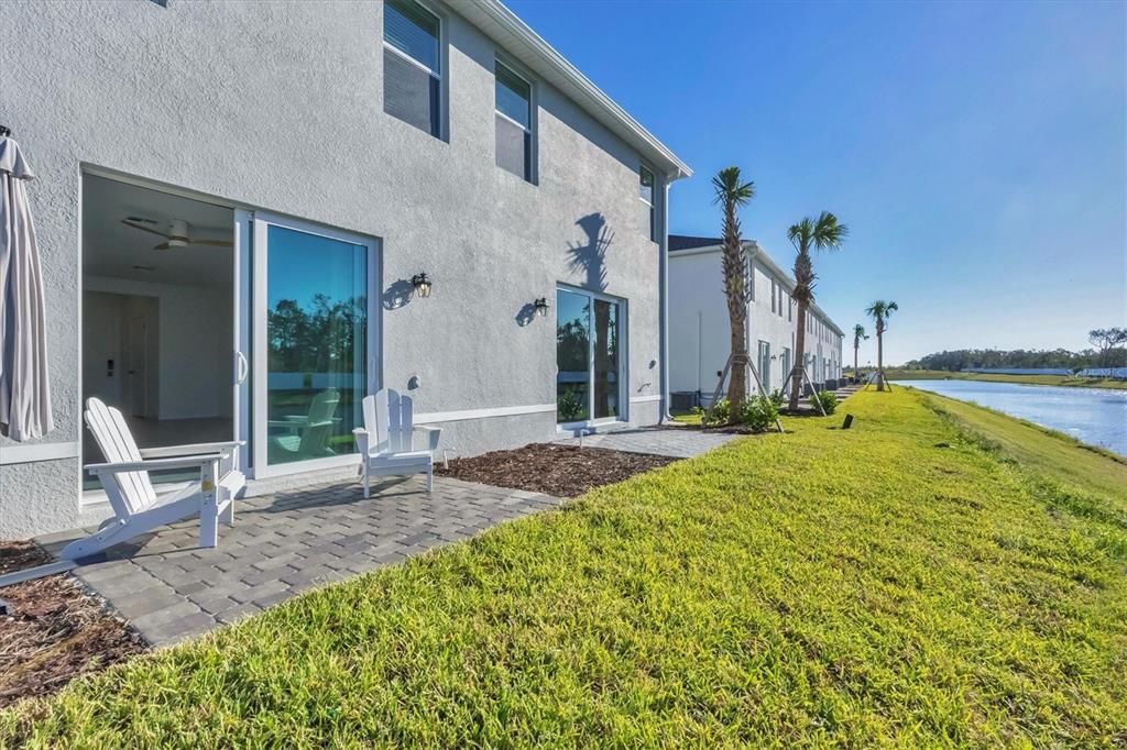 For Rent: $2,250 (3 beds, 2 baths, 1352 Square Feet)