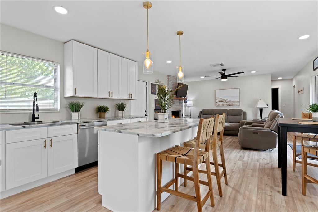 For Sale: $669,900 (4 beds, 3 baths, 1776 Square Feet)