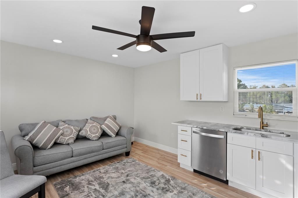 For Sale: $669,900 (4 beds, 3 baths, 1776 Square Feet)