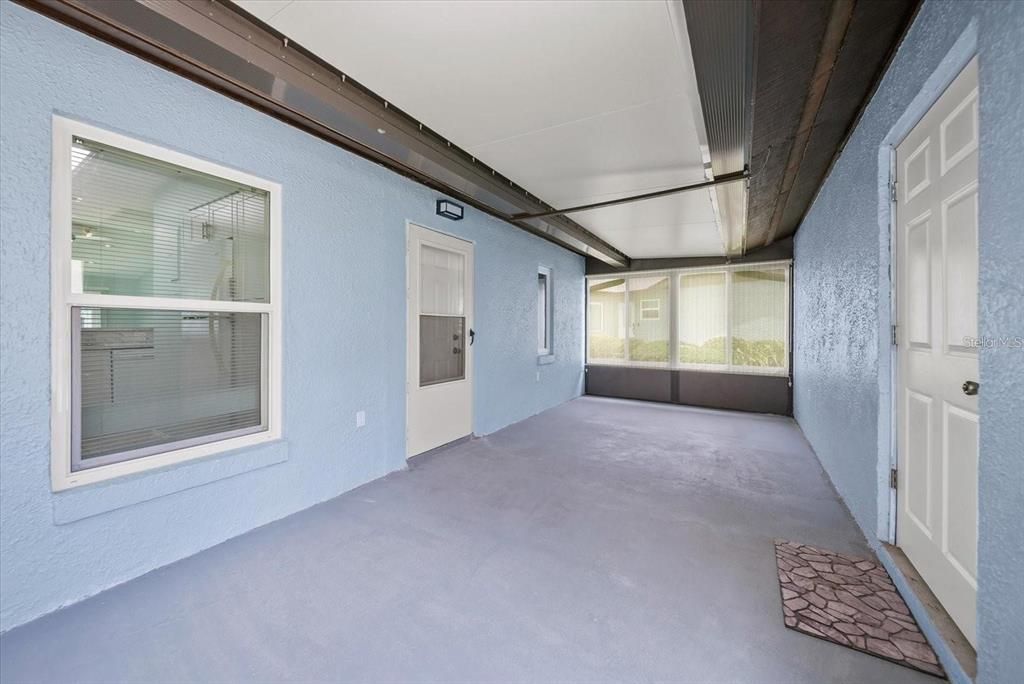 待售: $395,000 (2 贝兹, 2 浴室, 904 平方英尺)