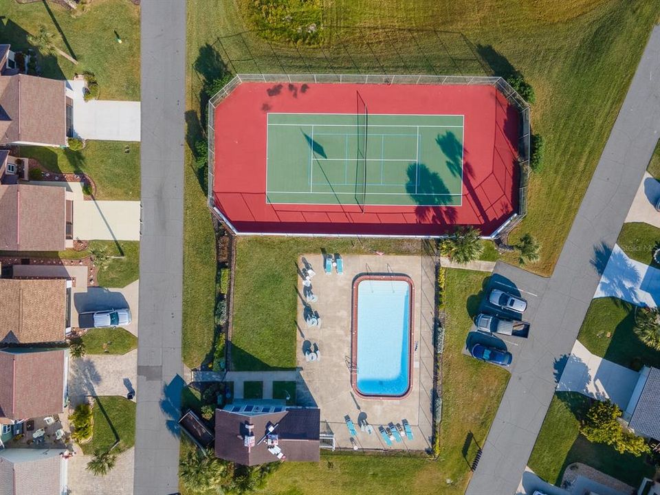 待售: $395,000 (2 贝兹, 2 浴室, 904 平方英尺)