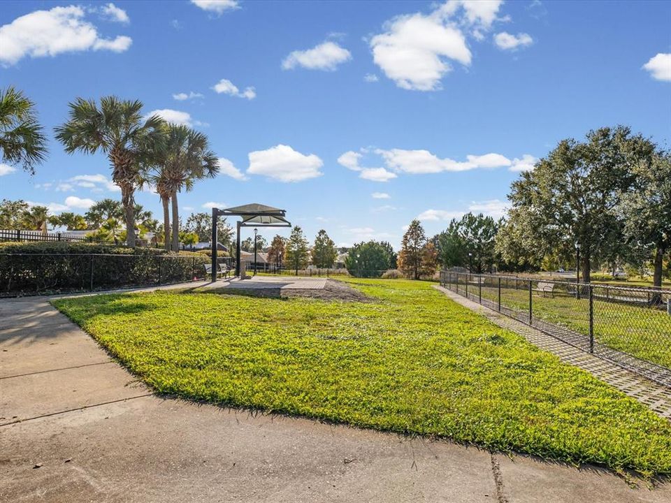 На продажу: $390,000 (5 спален, 3 ванн, 2507 Квадратных фут)