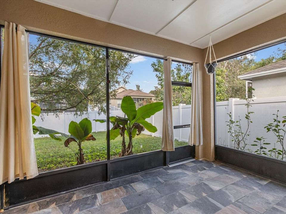 На продажу: $390,000 (5 спален, 3 ванн, 2507 Квадратных фут)