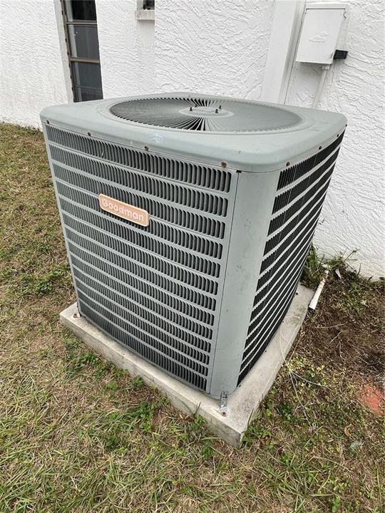 En Venta: $270,000 (3 camas, 2 baños, 1466 Pies cuadrados)