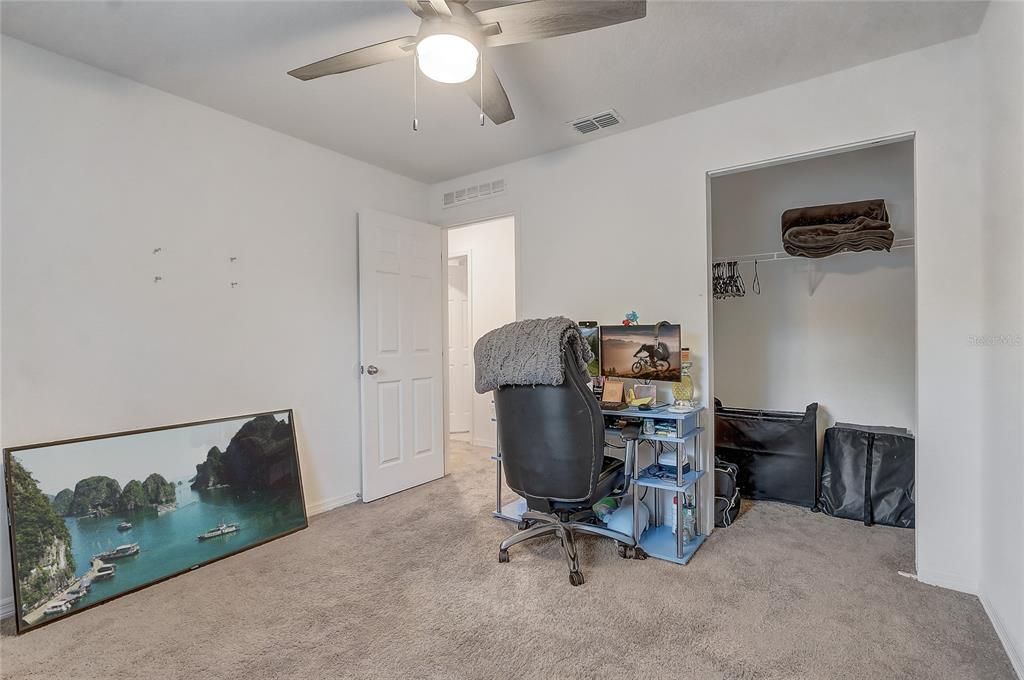 For Sale: $295,000 (3 beds, 2 baths, 1286 Square Feet)