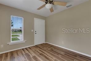 For Rent: $1,900 (3 beds, 1 baths, 1132 Square Feet)