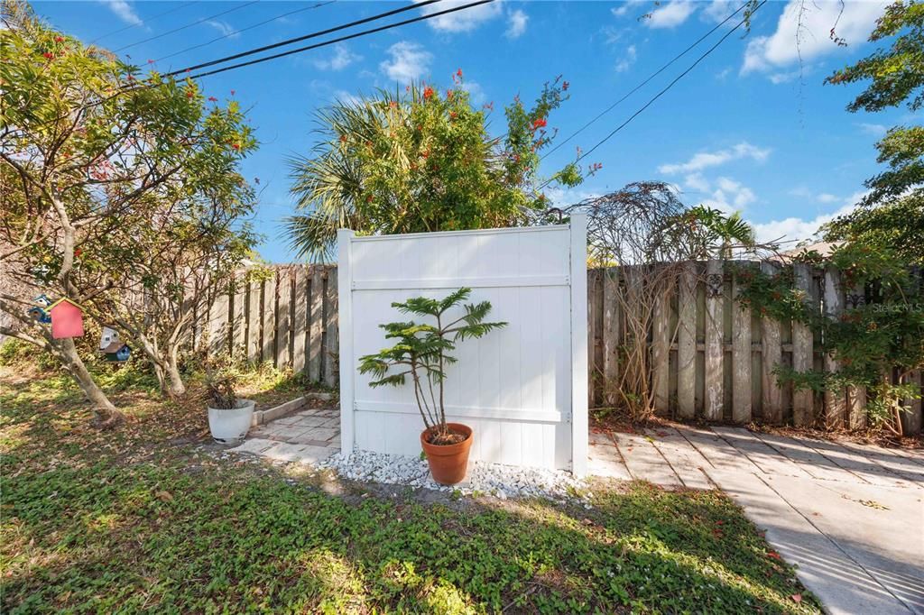 En Venta: $299,900 (2 camas, 1 baños, 1456 Pies cuadrados)