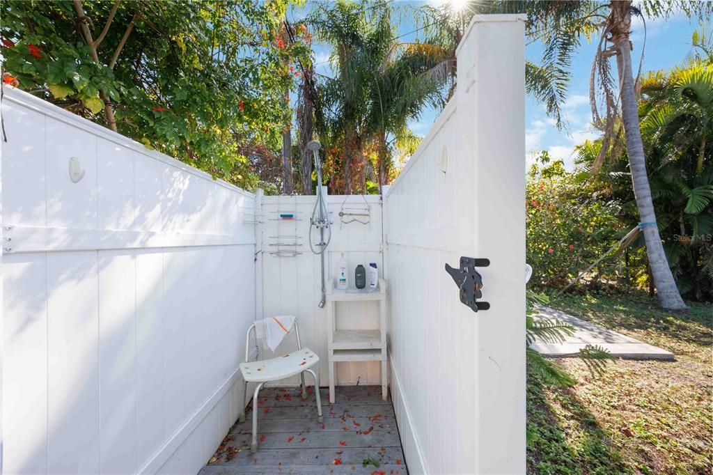 En Venta: $299,900 (2 camas, 1 baños, 1456 Pies cuadrados)