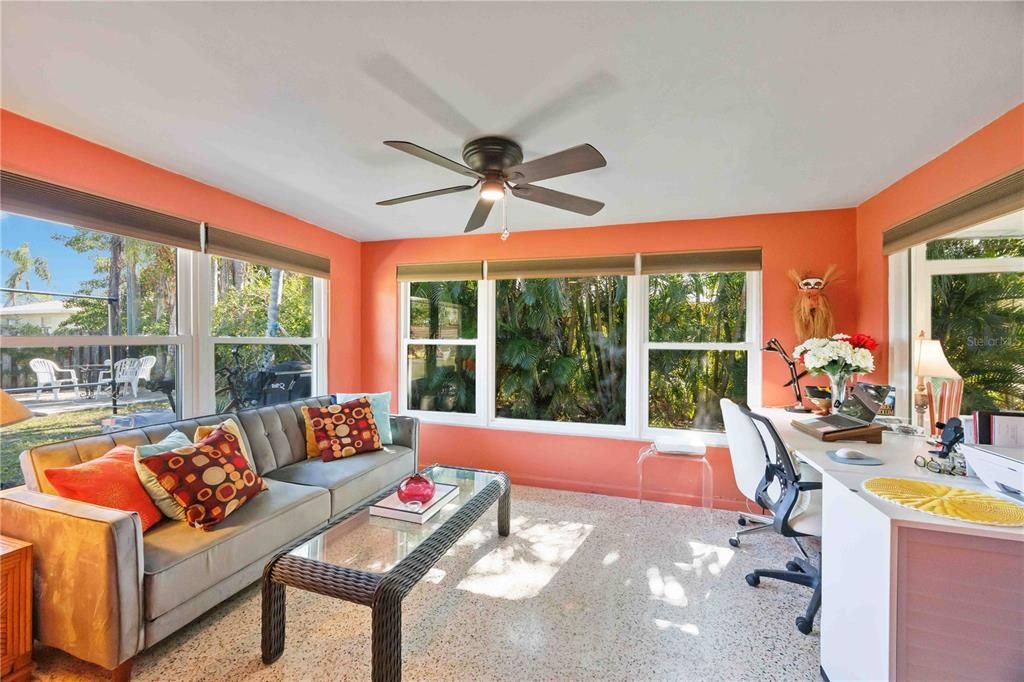 En Venta: $299,900 (2 camas, 1 baños, 1456 Pies cuadrados)