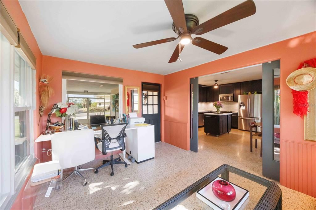 En Venta: $299,900 (2 camas, 1 baños, 1456 Pies cuadrados)