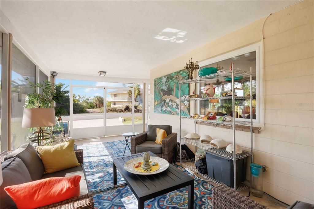 En Venta: $299,900 (2 camas, 1 baños, 1456 Pies cuadrados)