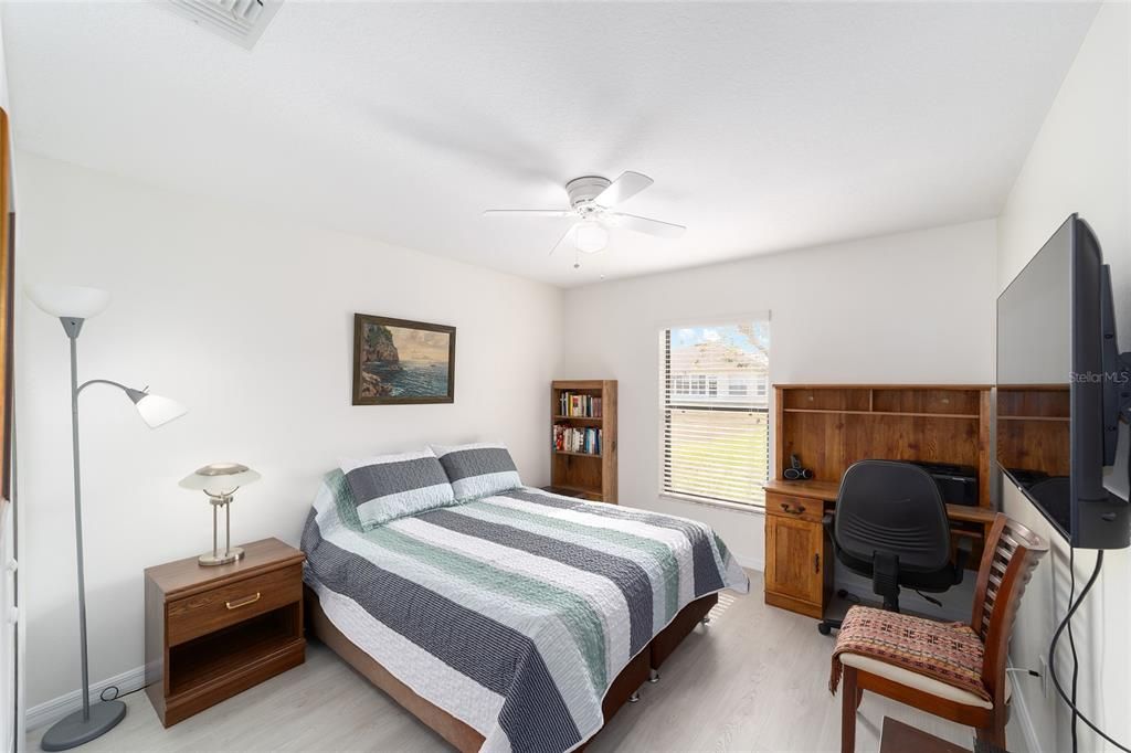 待售: $275,000 (3 贝兹, 2 浴室, 1470 平方英尺)