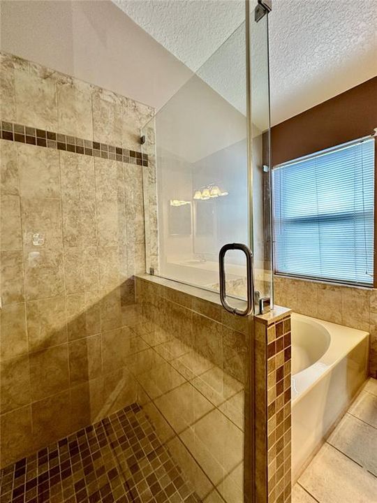 В аренду: $2,200 (4 спален, 2 ванн, 2002 Квадратных фут)