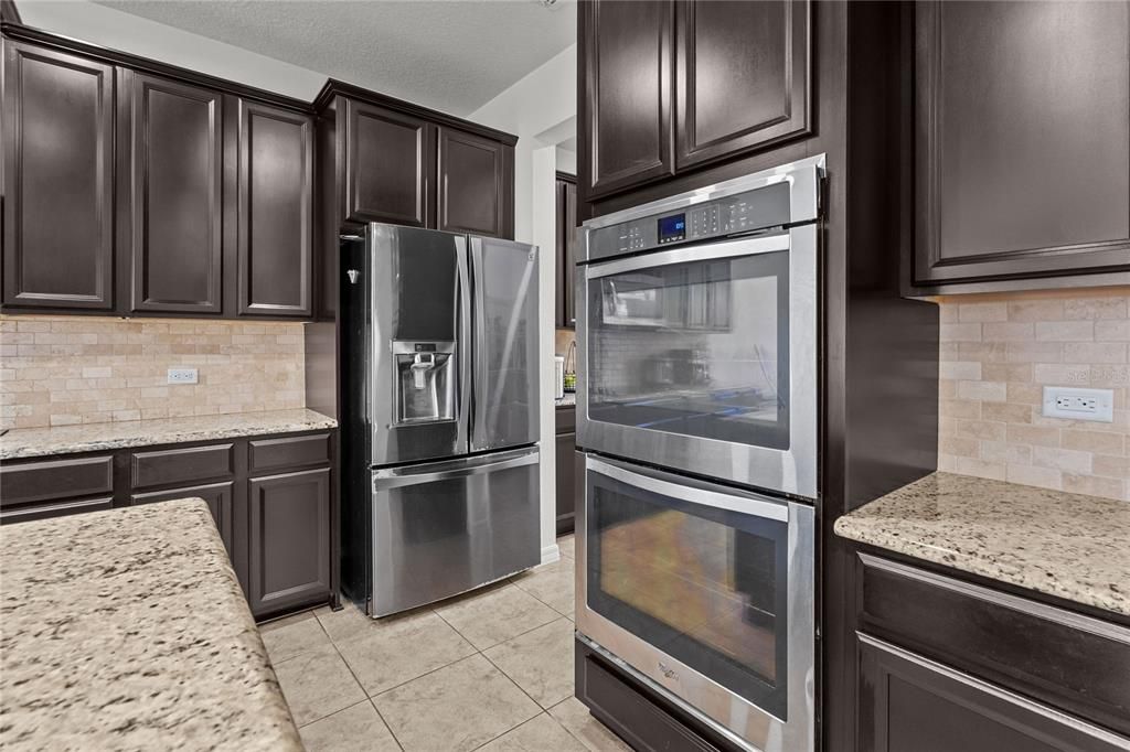 待售: $1,199,000 (6 贝兹, 4 浴室, 4516 平方英尺)