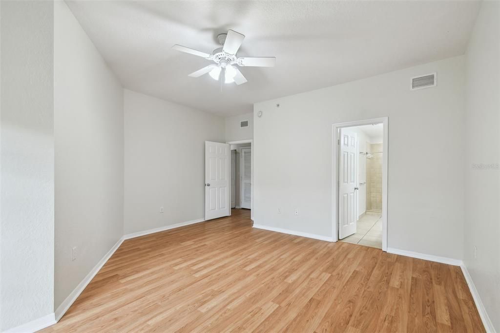 待售: $570,000 (3 贝兹, 3 浴室, 1907 平方英尺)