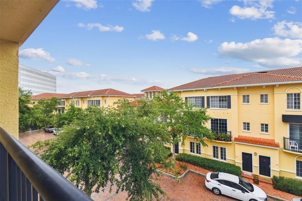 待售: $570,000 (3 贝兹, 3 浴室, 1907 平方英尺)