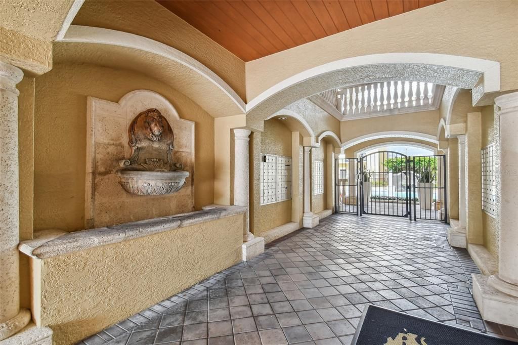 待售: $570,000 (3 贝兹, 3 浴室, 1907 平方英尺)