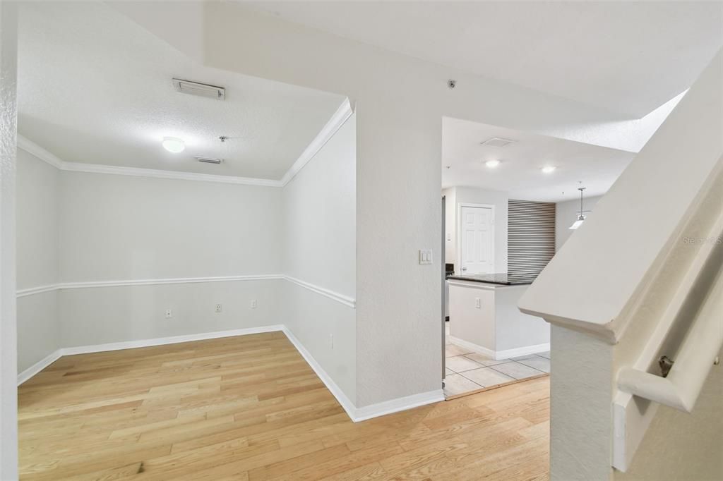 待售: $570,000 (3 贝兹, 3 浴室, 1907 平方英尺)