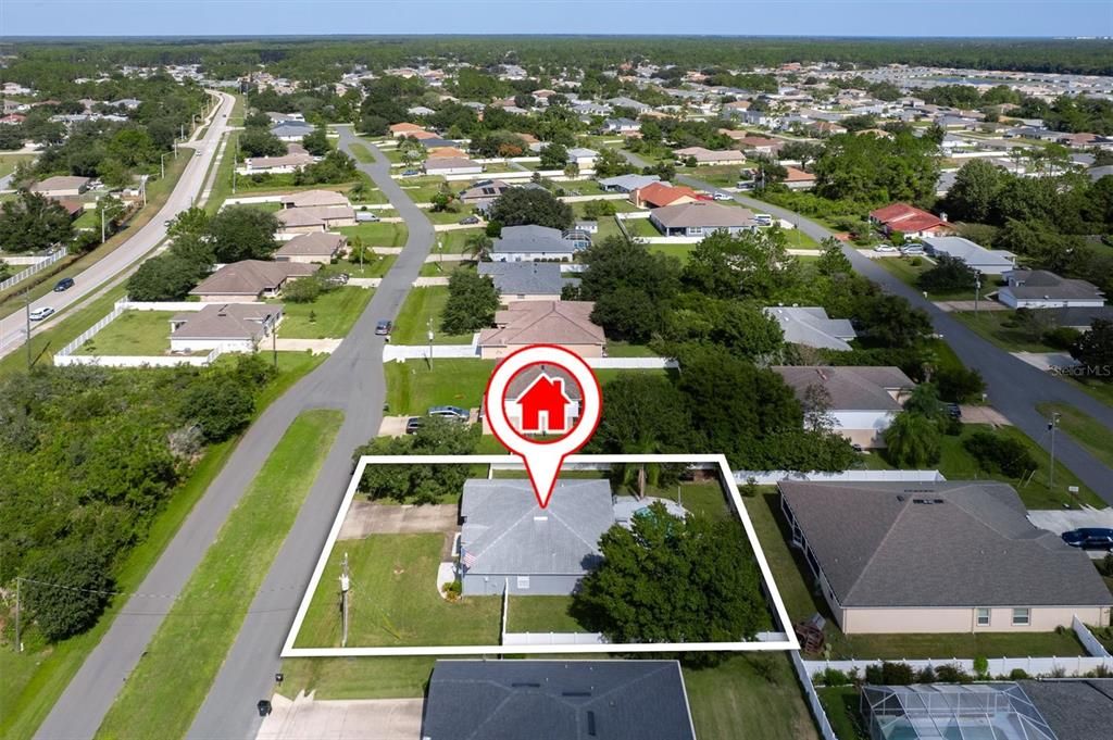 На продажу: $375,000 (4 спален, 2 ванн, 1564 Квадратных фут)