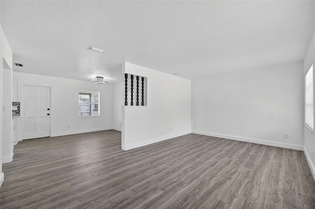 For Sale: $440,000 (4 beds, 2 baths, 1484 Square Feet)