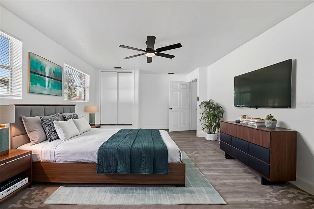 For Sale: $440,000 (4 beds, 2 baths, 1484 Square Feet)