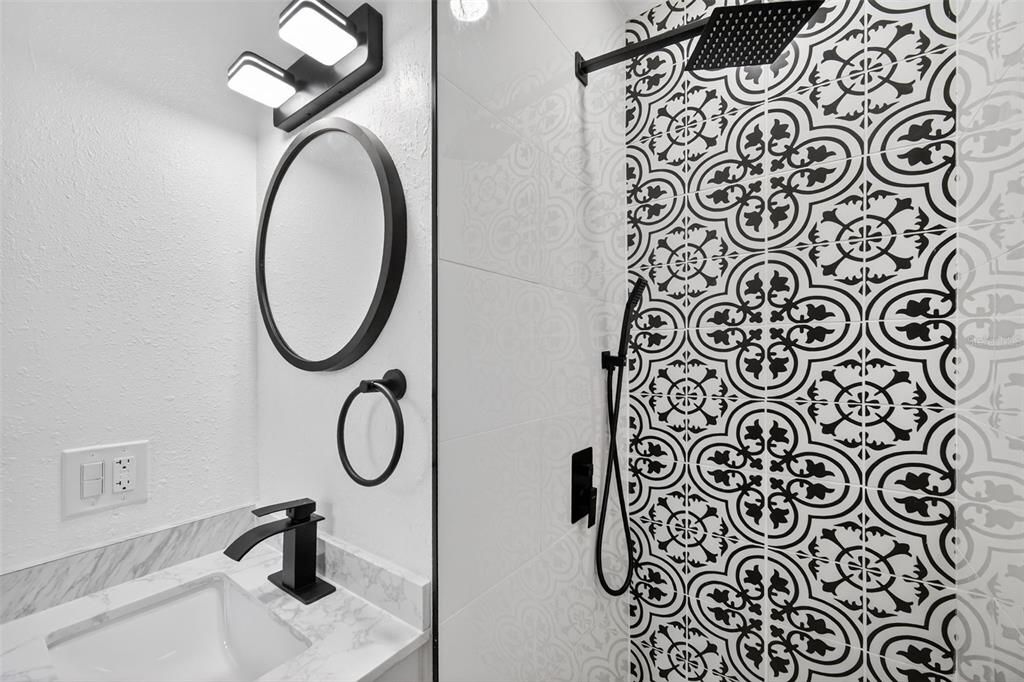 For Sale: $440,000 (4 beds, 2 baths, 1484 Square Feet)