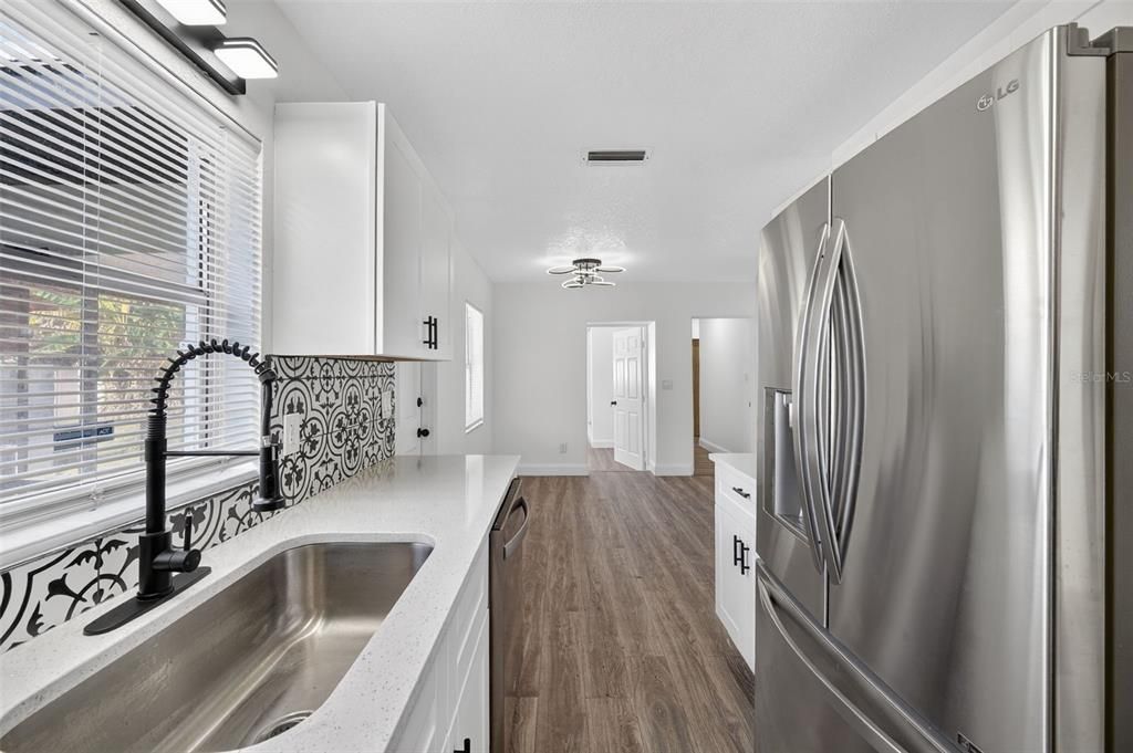 For Sale: $440,000 (4 beds, 2 baths, 1484 Square Feet)