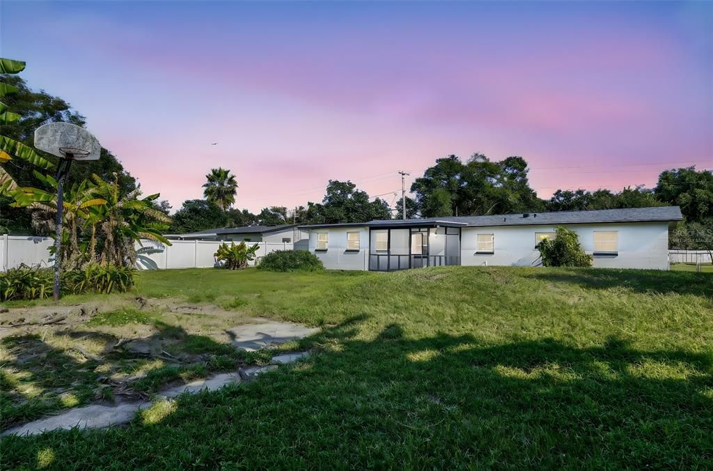 For Sale: $440,000 (4 beds, 2 baths, 1484 Square Feet)