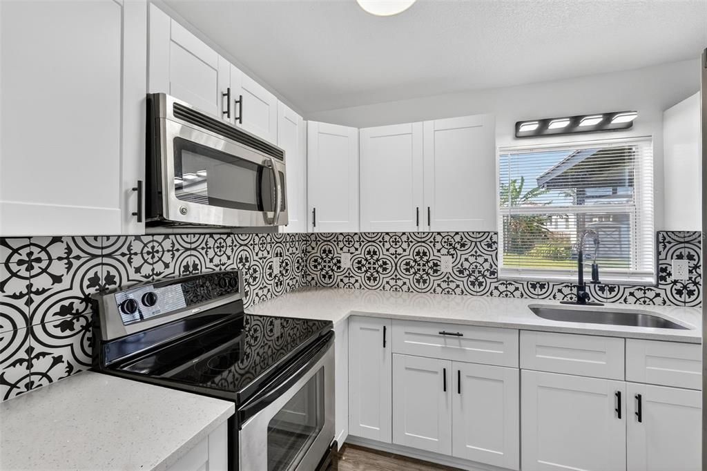 For Sale: $440,000 (4 beds, 2 baths, 1484 Square Feet)