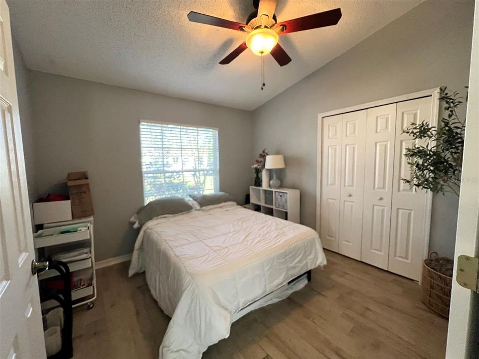 На продажу: $388,000 (3 спален, 2 ванн, 1421 Квадратных фут)