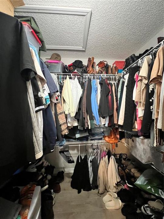 На продажу: $388,000 (3 спален, 2 ванн, 1421 Квадратных фут)