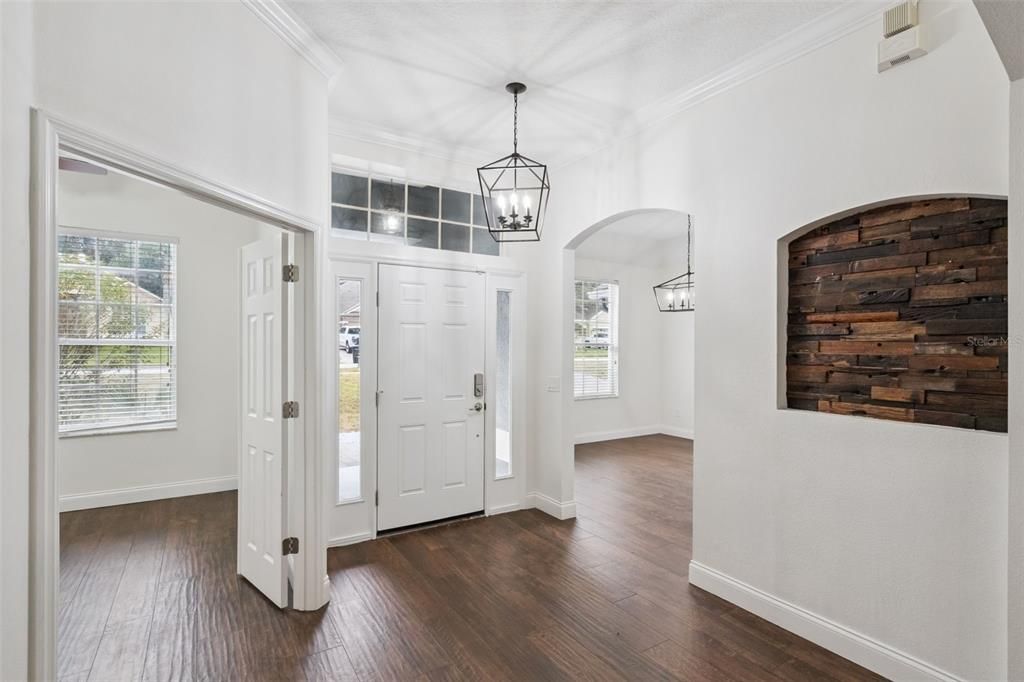 For Sale: $625,000 (4 beds, 3 baths, 2578 Square Feet)