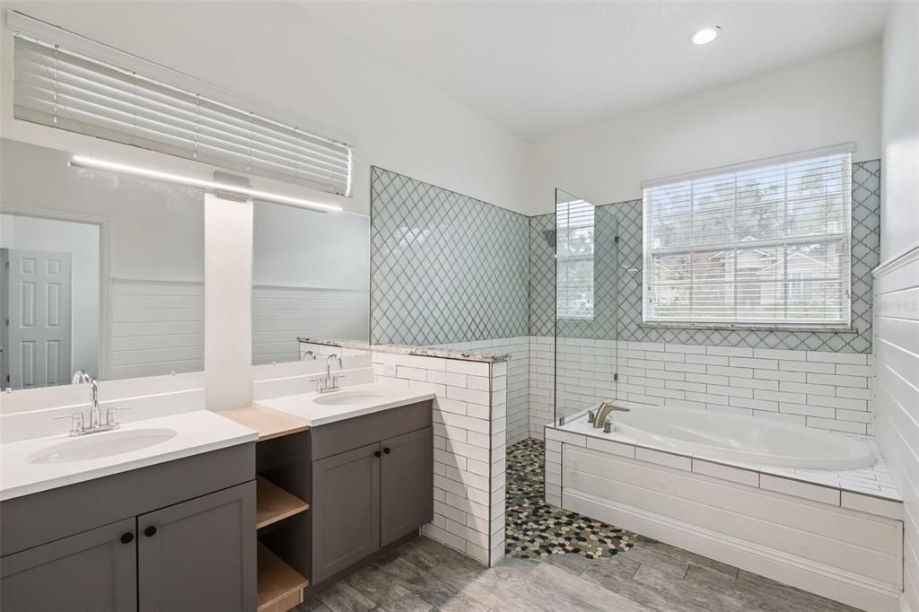 For Sale: $625,000 (4 beds, 3 baths, 2578 Square Feet)