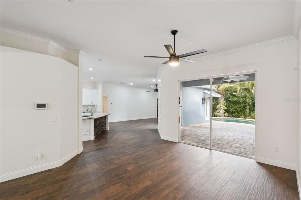 For Sale: $625,000 (4 beds, 3 baths, 2578 Square Feet)