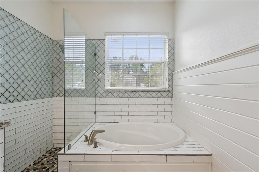 For Sale: $625,000 (4 beds, 3 baths, 2578 Square Feet)