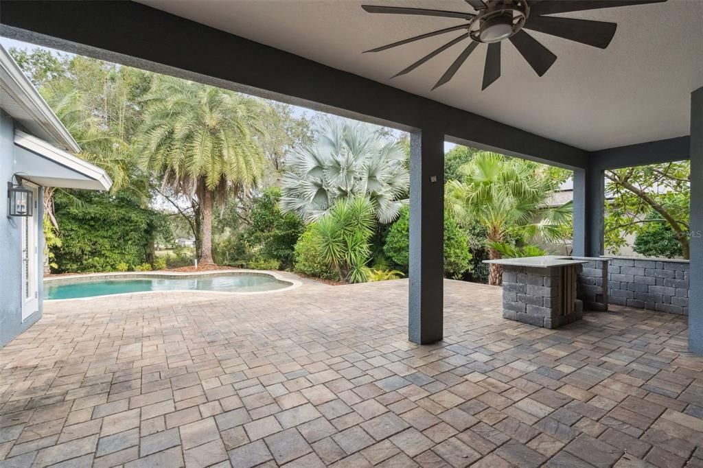 For Sale: $625,000 (4 beds, 3 baths, 2578 Square Feet)