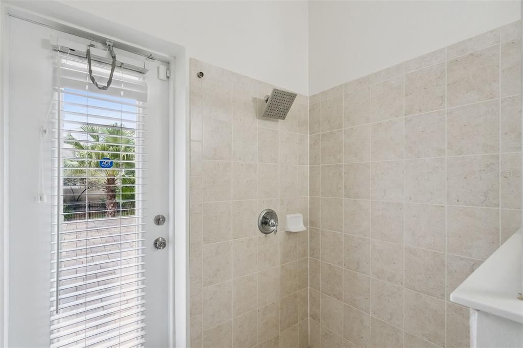 For Sale: $625,000 (4 beds, 3 baths, 2578 Square Feet)