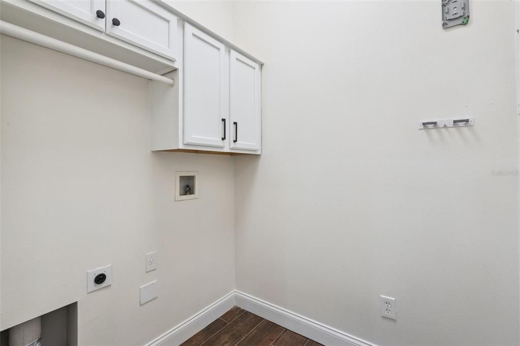 For Sale: $625,000 (4 beds, 3 baths, 2578 Square Feet)