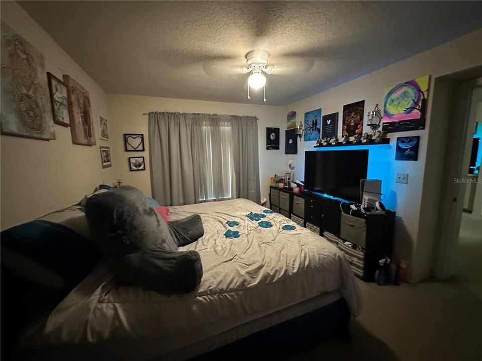 For Sale: $220,000 (2 beds, 2 baths, 1209 Square Feet)