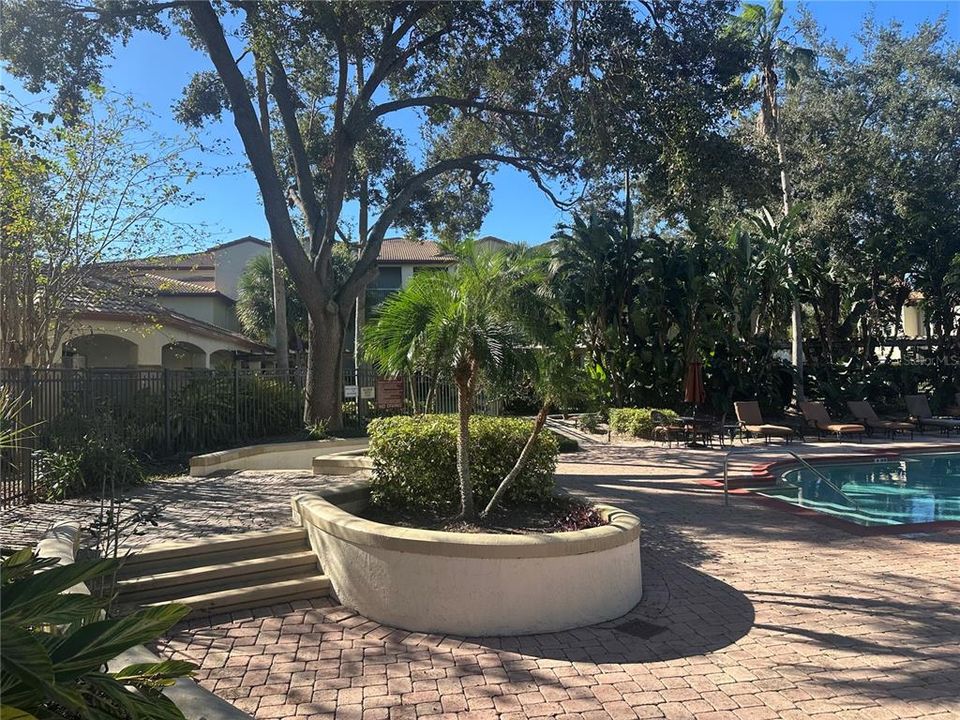 For Sale: $220,000 (2 beds, 2 baths, 1209 Square Feet)