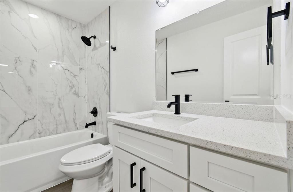 待售: $349,900 (3 贝兹, 2 浴室, 1272 平方英尺)