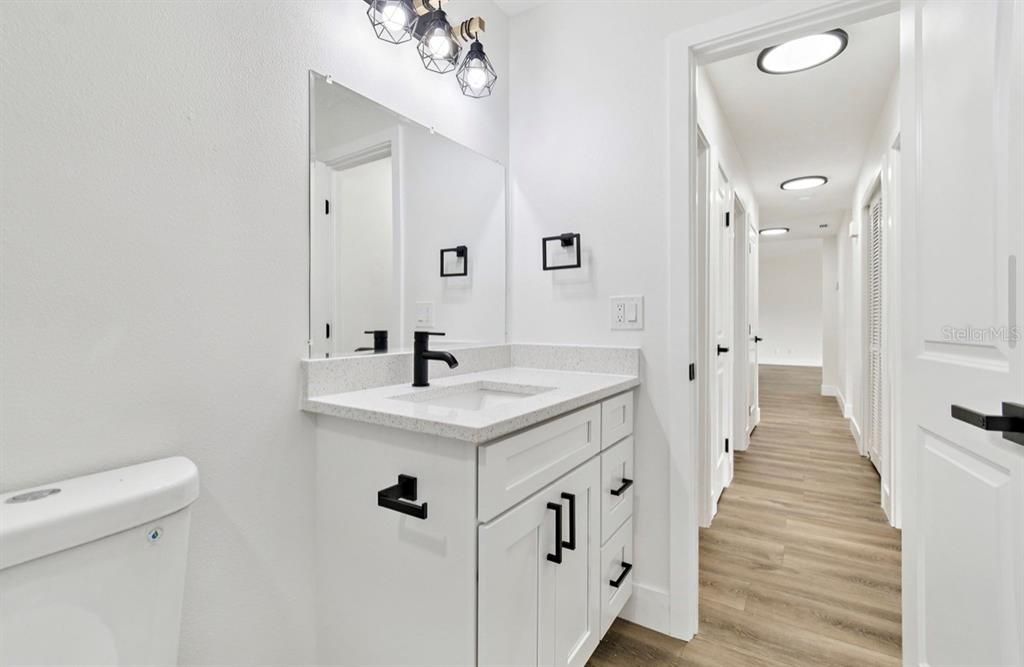 待售: $349,900 (3 贝兹, 2 浴室, 1272 平方英尺)