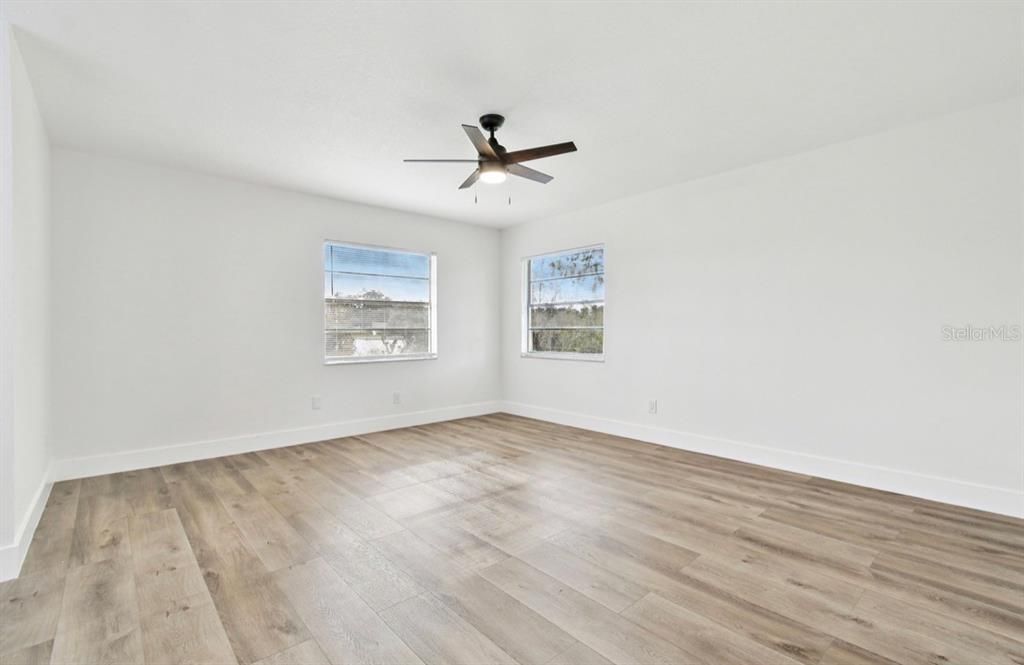 待售: $349,900 (3 贝兹, 2 浴室, 1272 平方英尺)